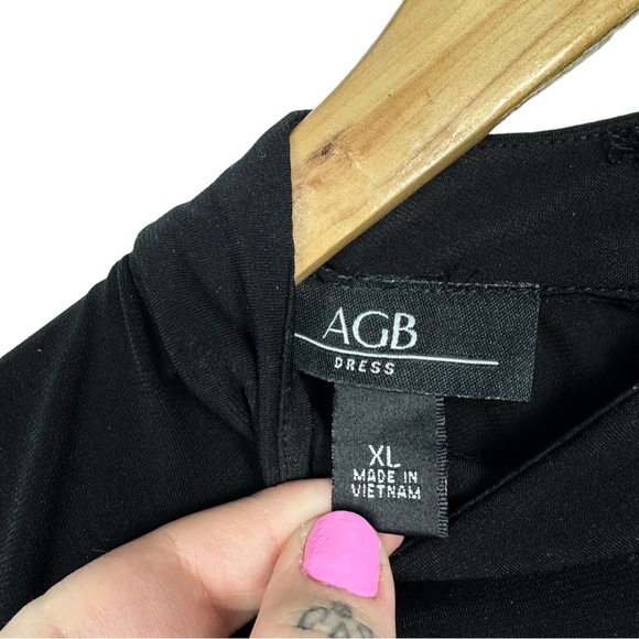 AGB Black Mock Neck Cold Shoulder Embroidered Floral Summer Mini Shift Dress - Picture 8 of 11